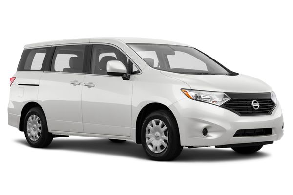 Аренда авто Nissan Quest в Джермук