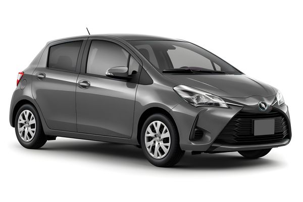 Rent a car Toyota Vitz in Coral Bay